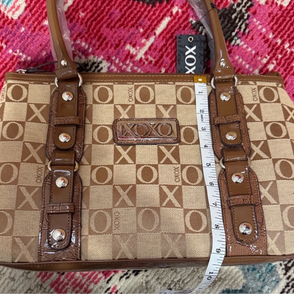 XOXO Tan and Brown Checkered Shoulder Bag NWT - Picture 8 of 9